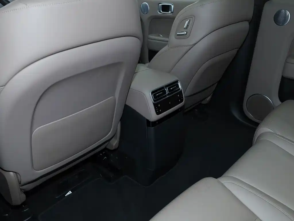 Li Auto Li L7 — миниатюра 12