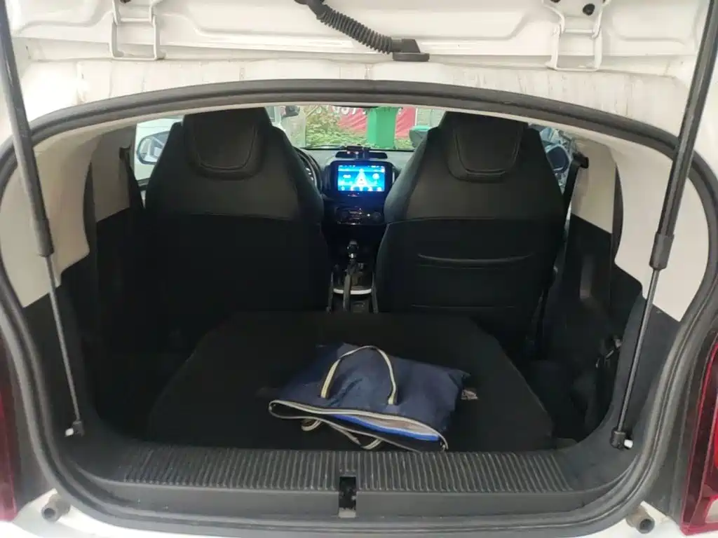 Roewe Clever — миниатюра 19