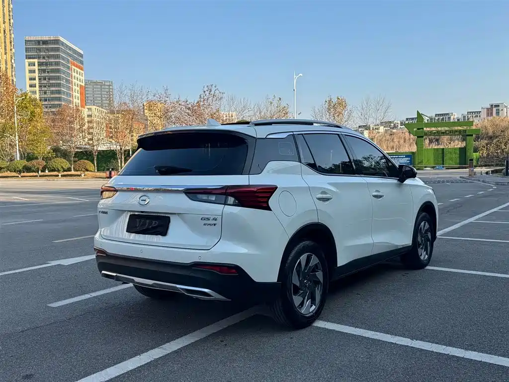 GAC TRUMPCHI GS4