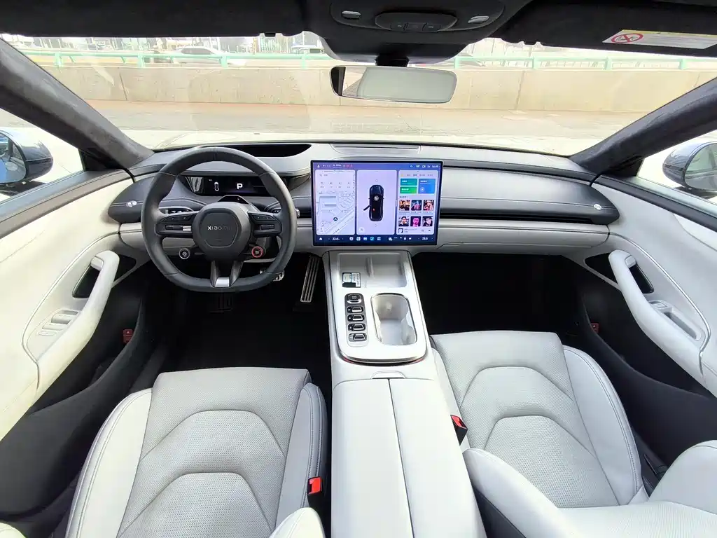 XIAOMI CAR XIAOMI SU7