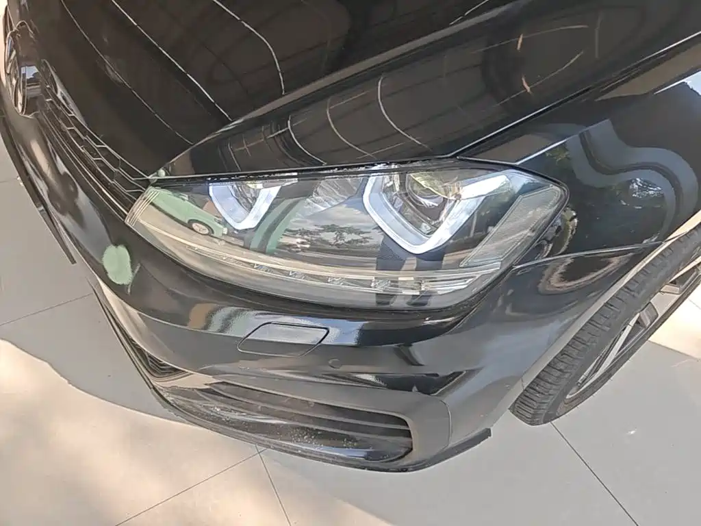 Volkswagen Golf — миниатюра 24