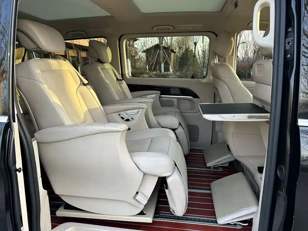 MERCEDES-BENZ V CLASS