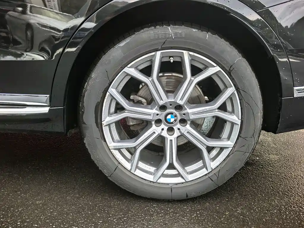 BMW X7 — миниатюра 5