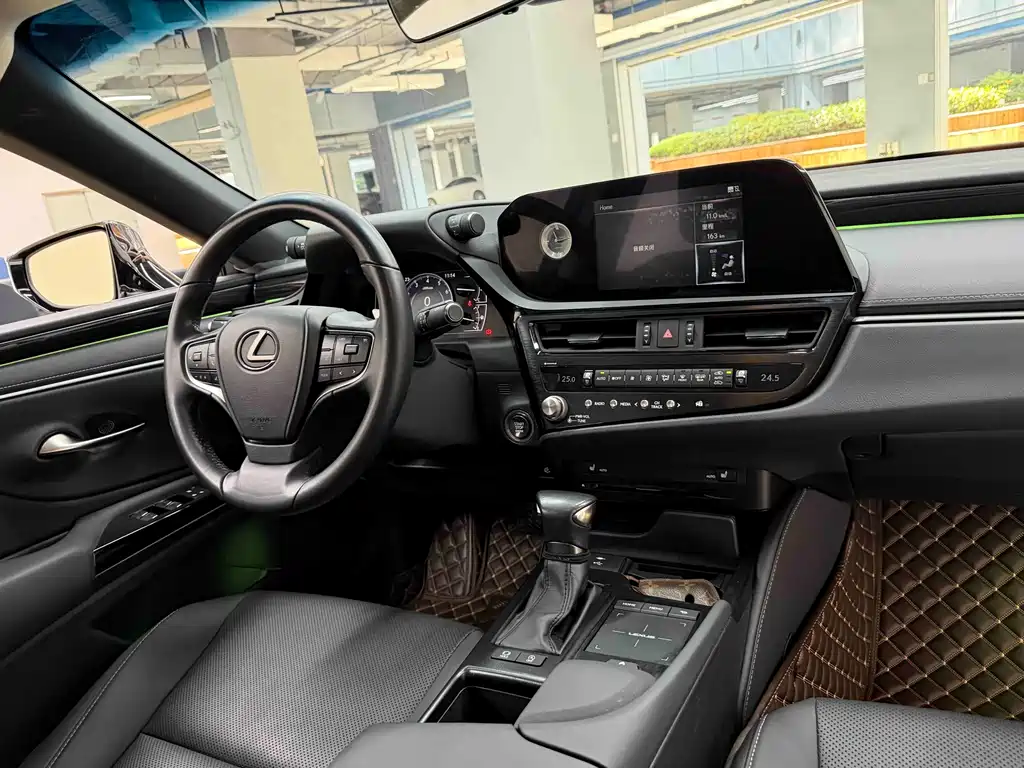 Lexus ES — фотографии объявления, Фото 24