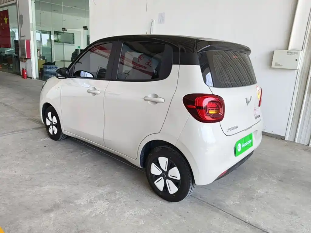 Wuling MINIEV — миниатюра 5