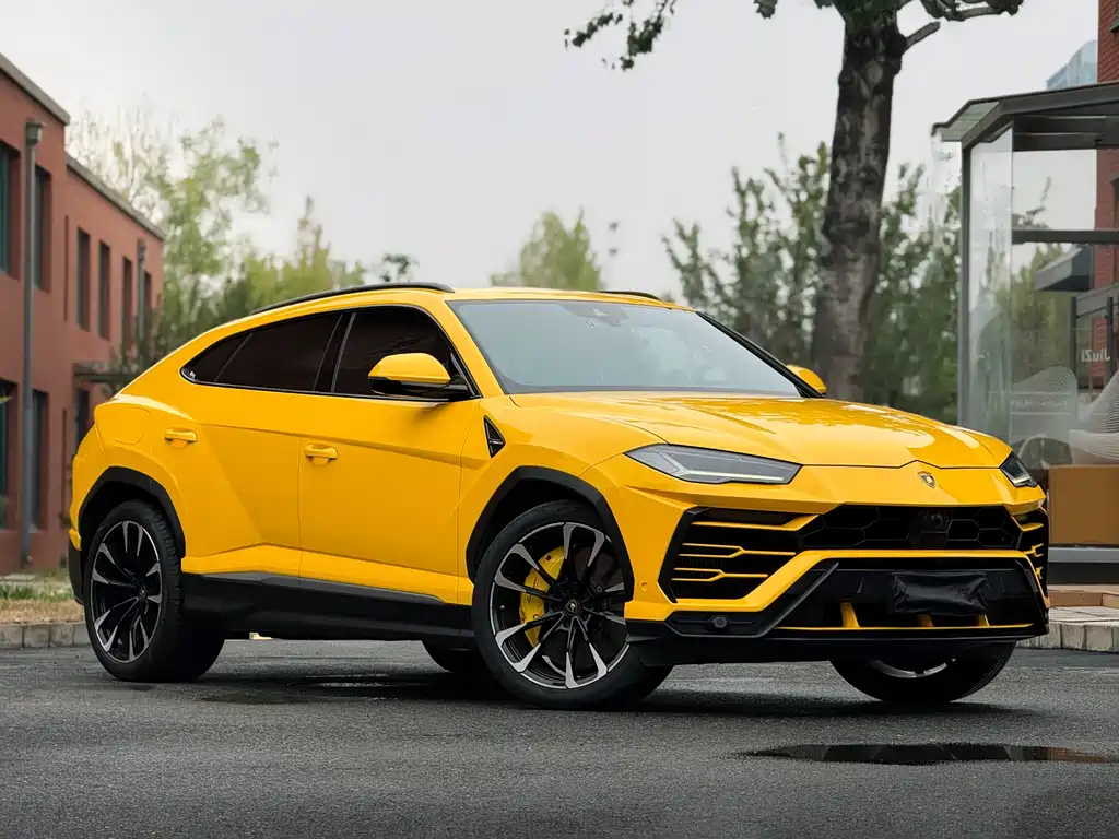 Lamborghini Urus — миниатюра 3