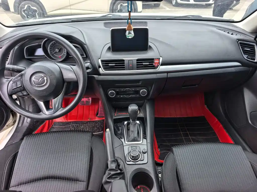 Mazda 3 Axela — миниатюра 9