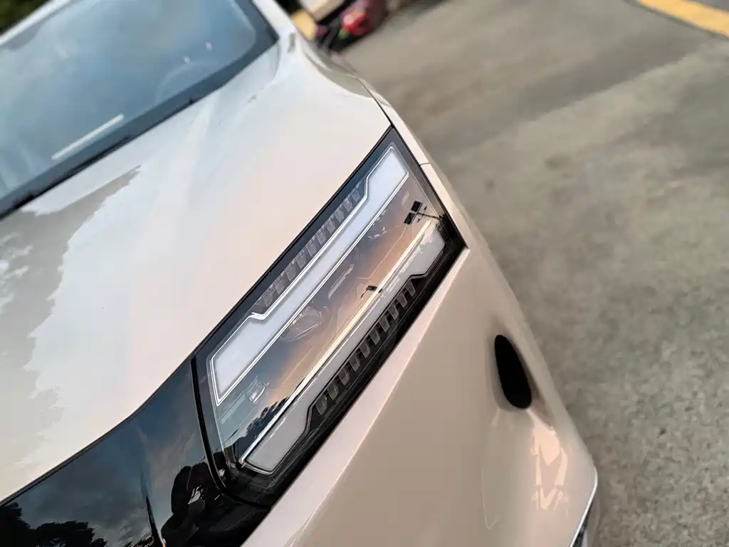 Wuling Звездный свет 730 Новая энергия — миниатюра 24