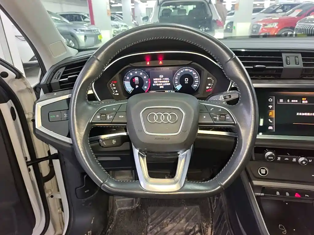Audi Q3 — миниатюра 11