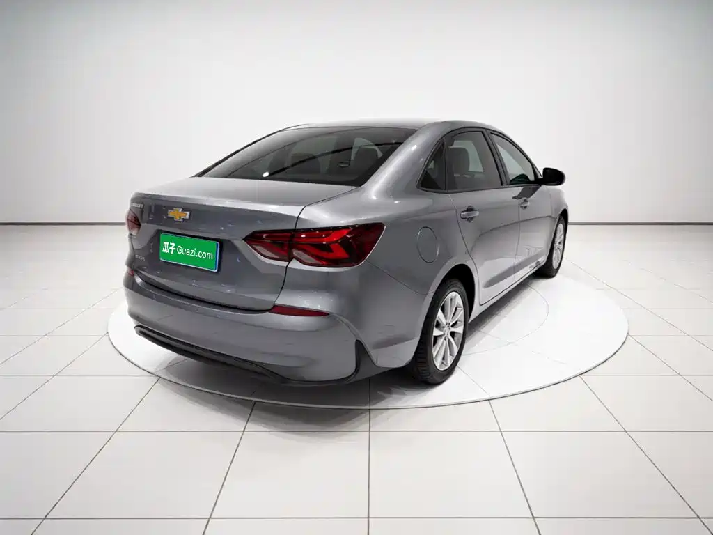 Chevrolet Monza — миниатюра 6