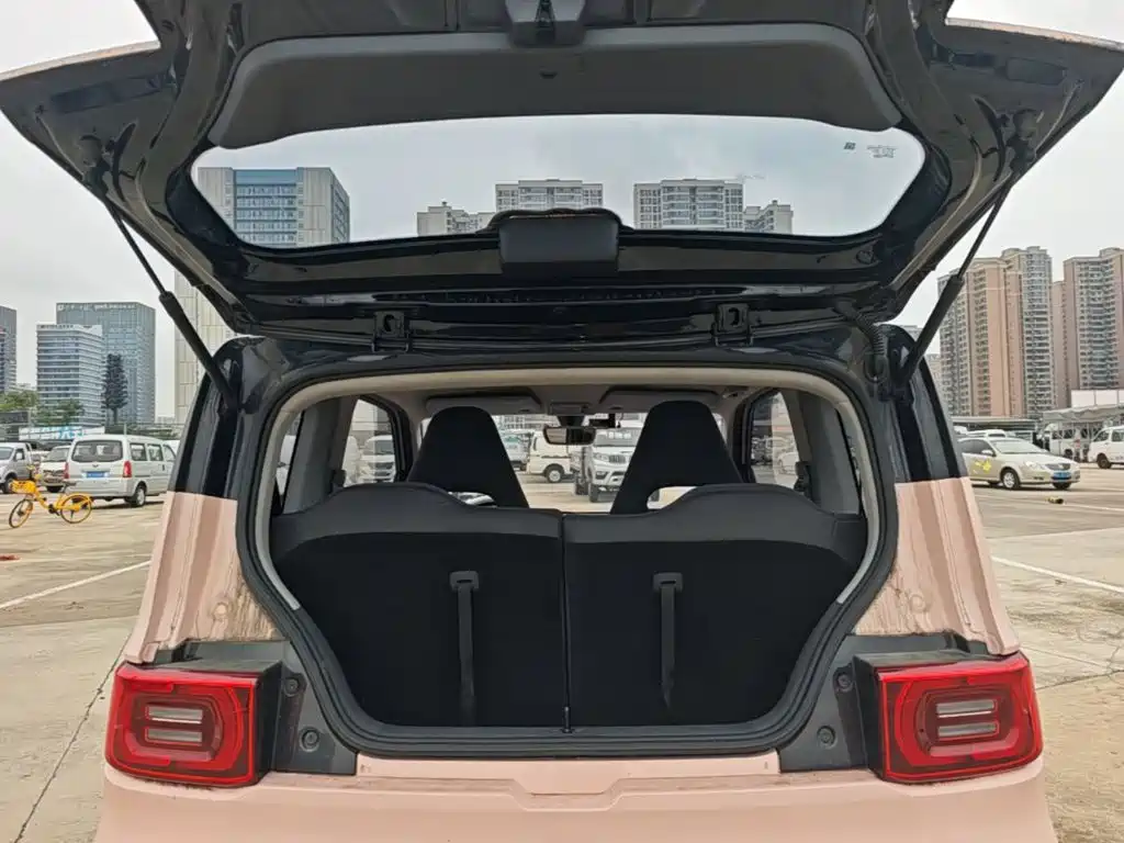 Wuling MINIEV — миниатюра 19