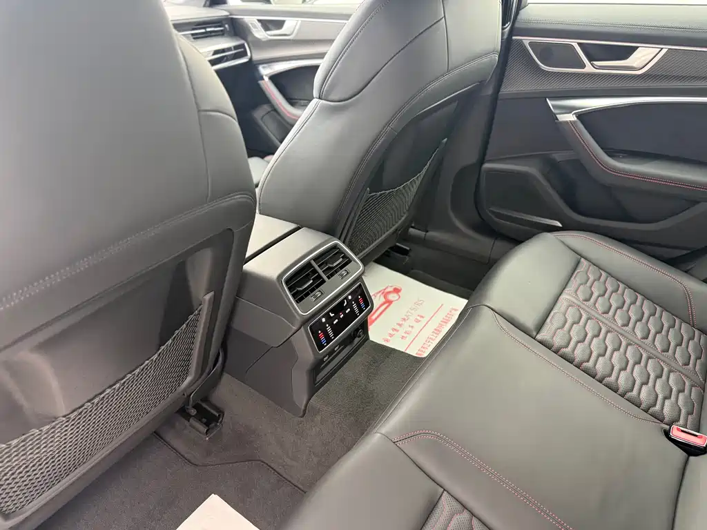 Audi RS 6 2025 RS 6 4.0T Avant performance