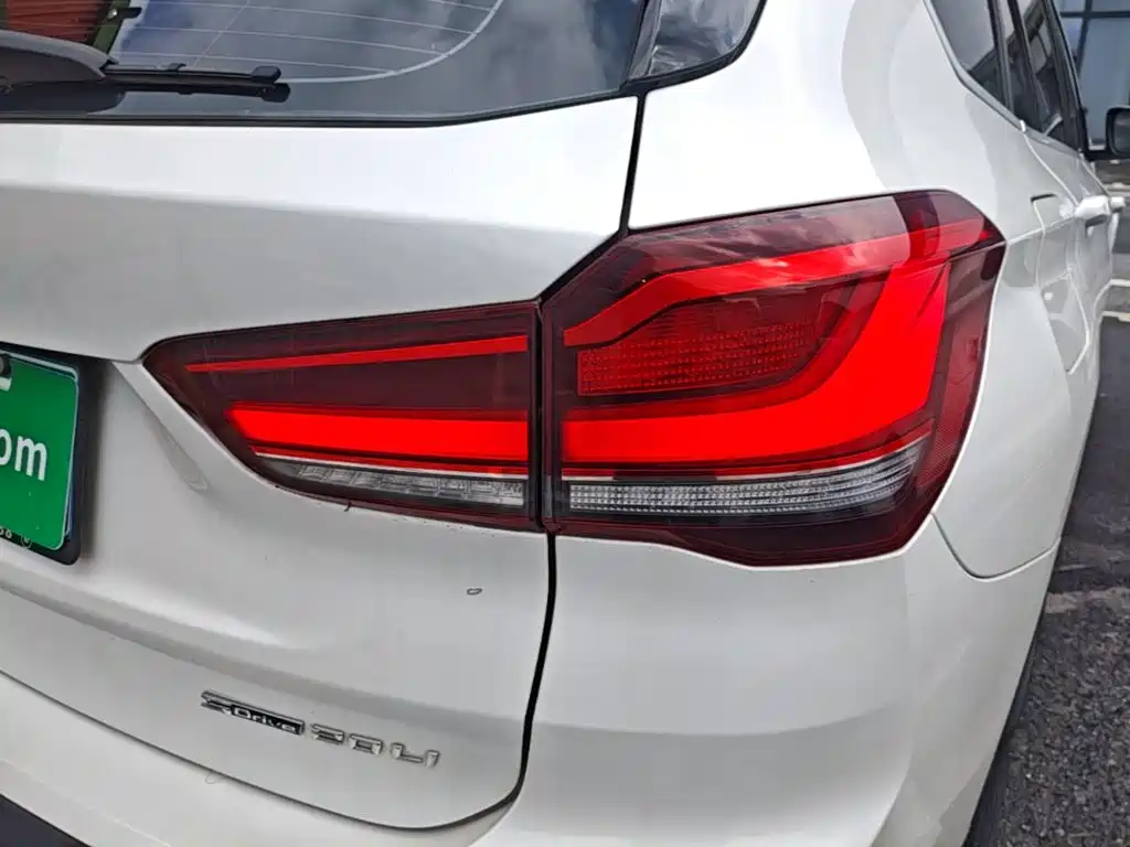 BMW X1 — миниатюра 8