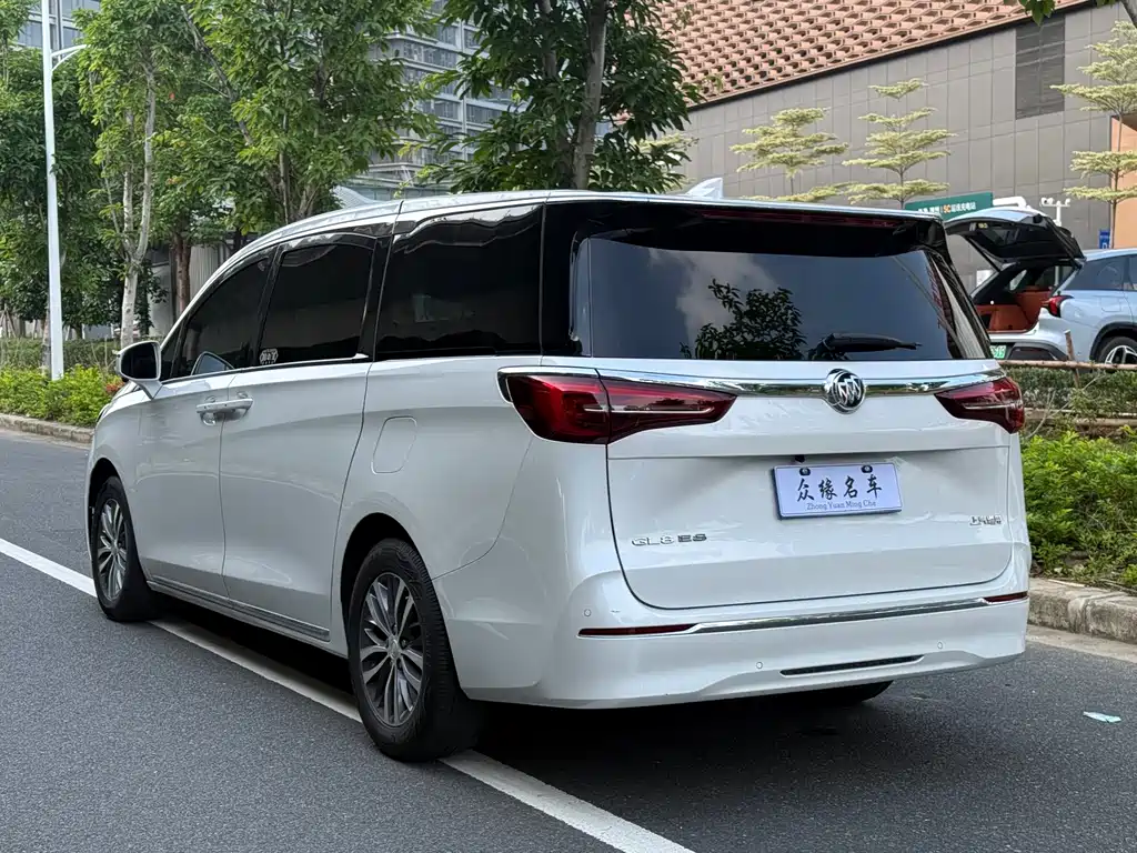 Buick GL8 2023 ES Comfort