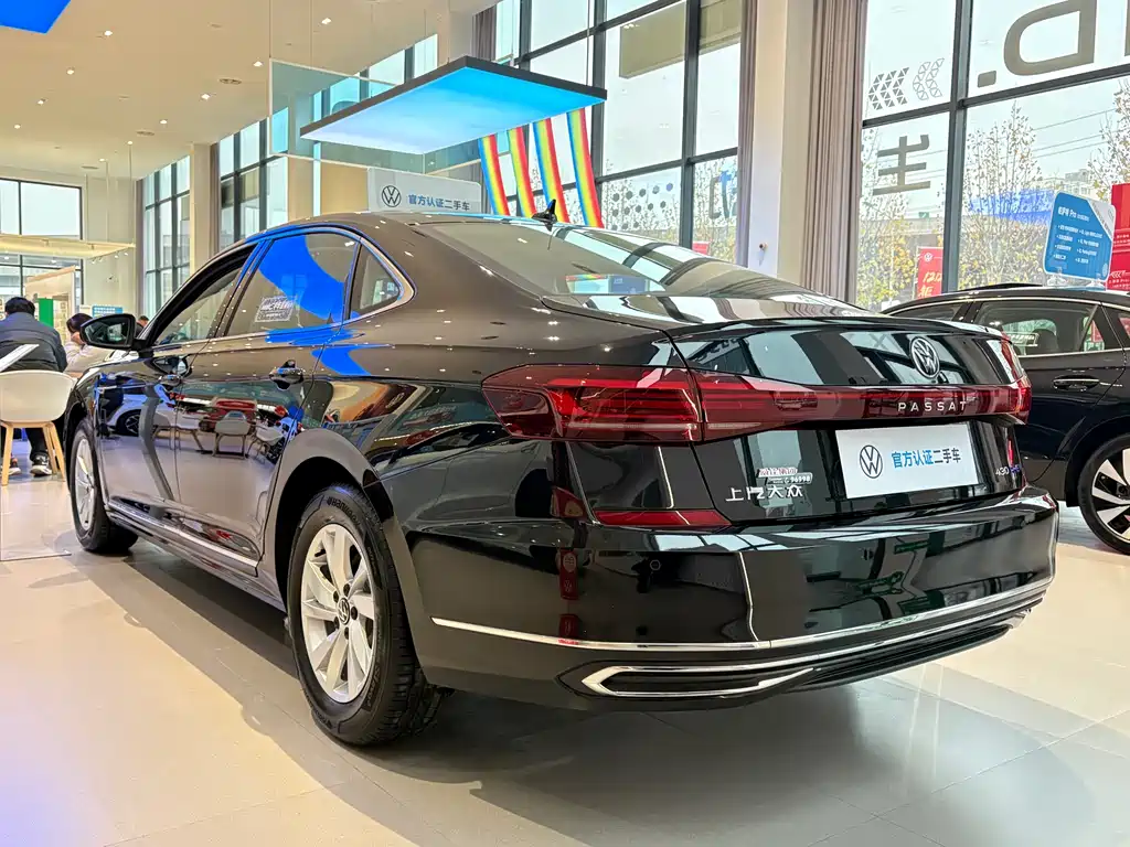 VOLKSWAGEN PASSAT NEW ENERGY