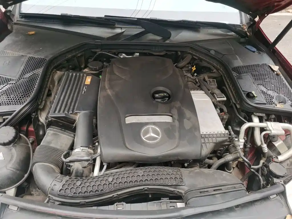 Mercedes-Benz C-Class — миниатюра 11