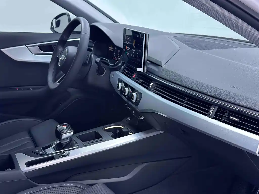 Audi A4L — миниатюра 7