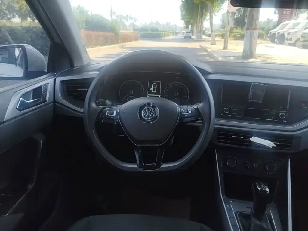 Volkswagen Polo — миниатюра 11