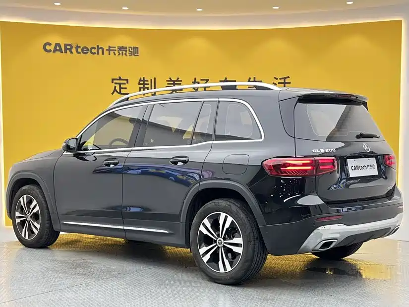 Mercedes-Benz GLB — миниатюра 7