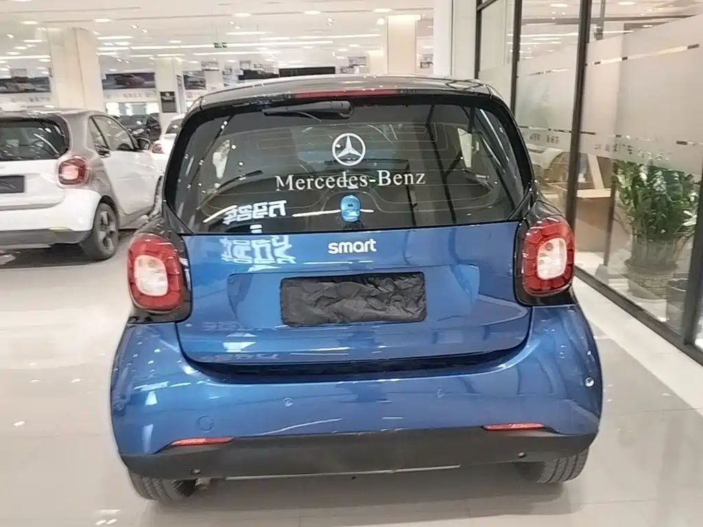 smart Smart Fortwo — миниатюра 6