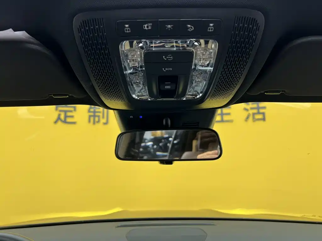 Mercedes-Benz GLB — миниатюра 37