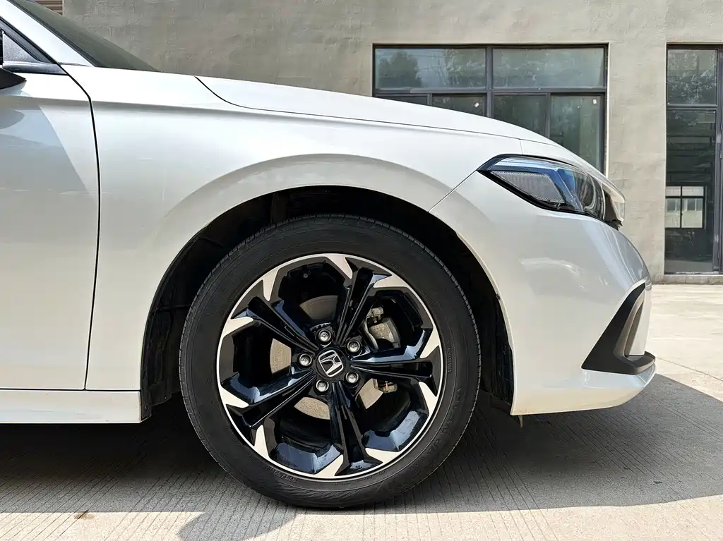Honda Civic — миниатюра 12