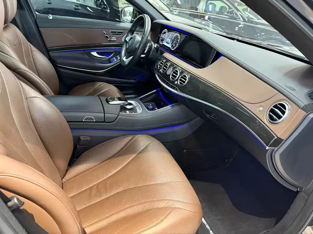 Mercedes-Benz S-Class — миниатюра 7