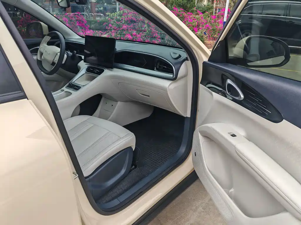 GEELY GALAXY STAR WISH