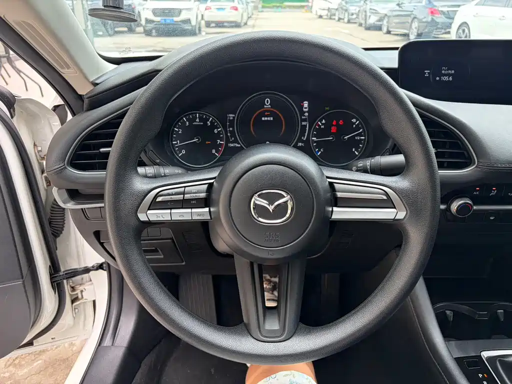 Mazda 3 Axela — миниатюра 14