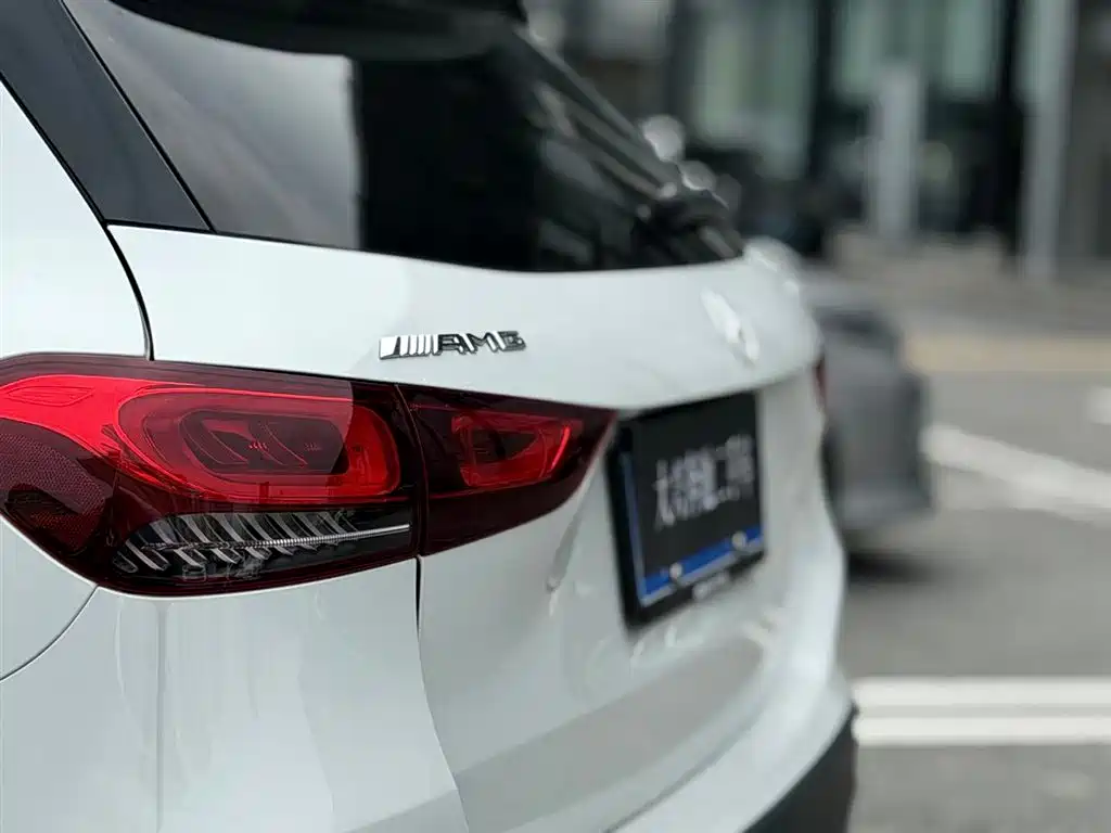 Mercedes-Benz GLA A MG 2022 AMG GLA 35 4MATIC