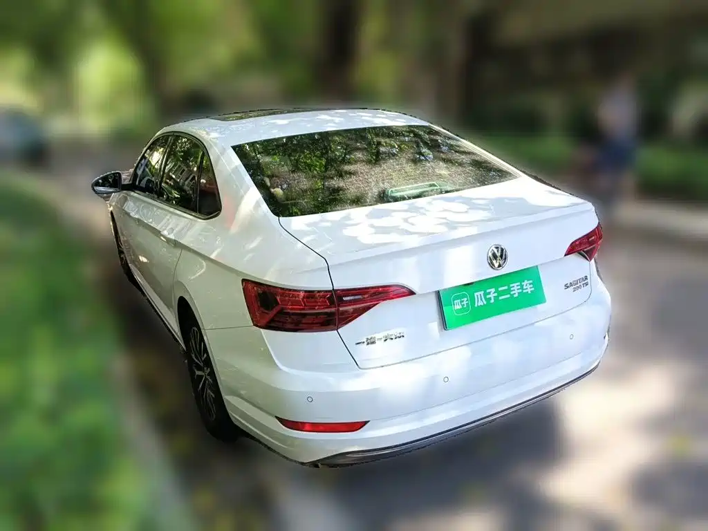 Volkswagen Sagitar — миниатюра 25