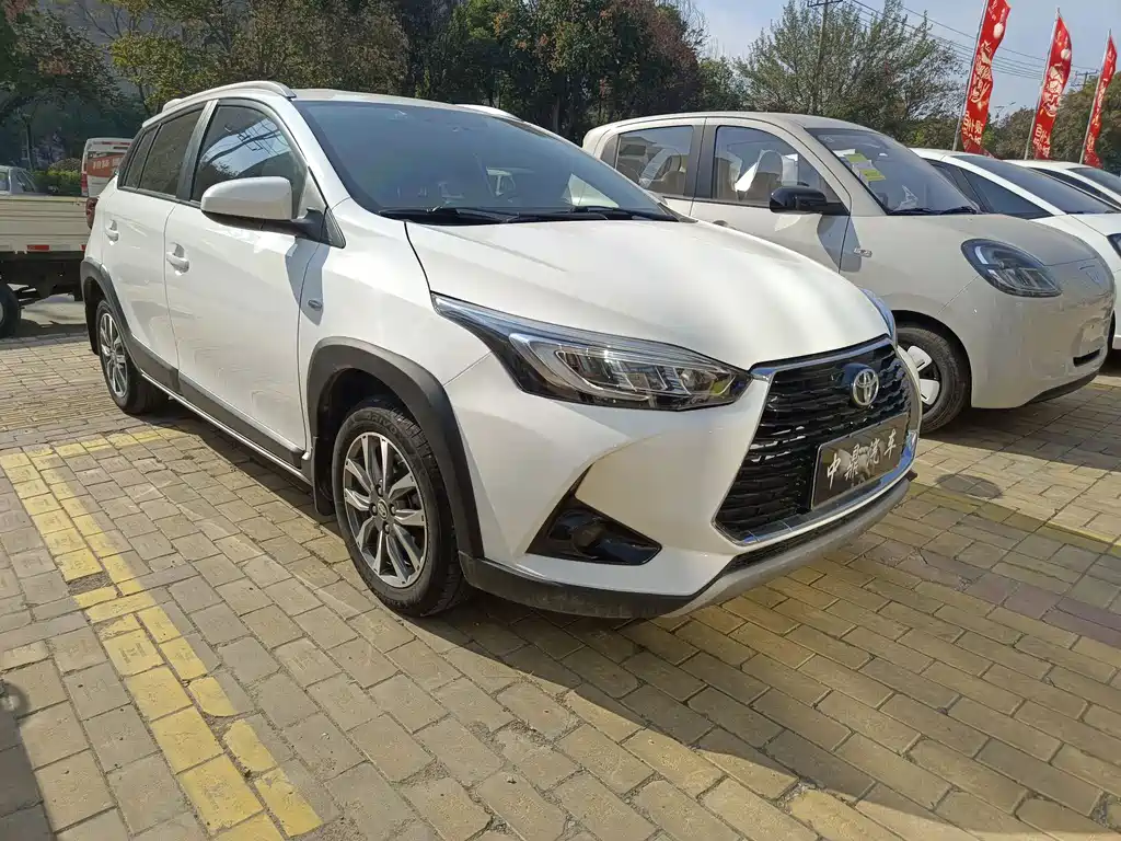 TOYOTA YARIS L ZHIXUAN