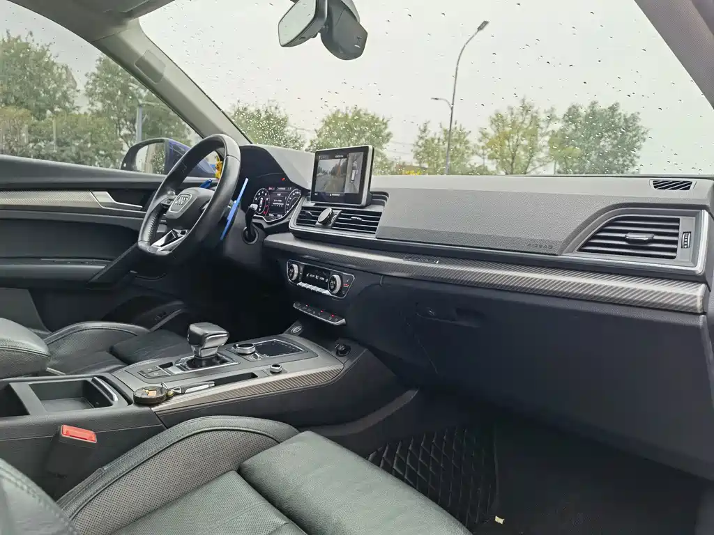 Audi Q5L — миниатюра 13