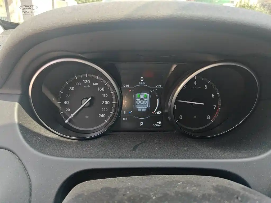 Land Rover Discovery Sport — миниатюра 4