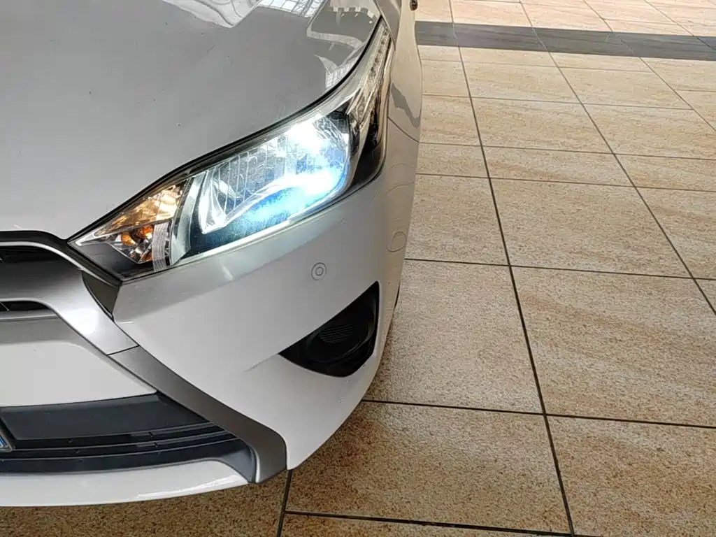 Toyota Yaris L — миниатюра 24