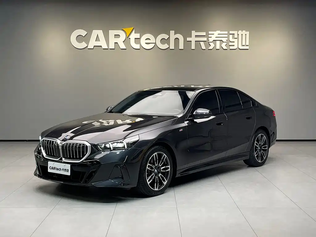 BMW 5 Series (Import) 2024