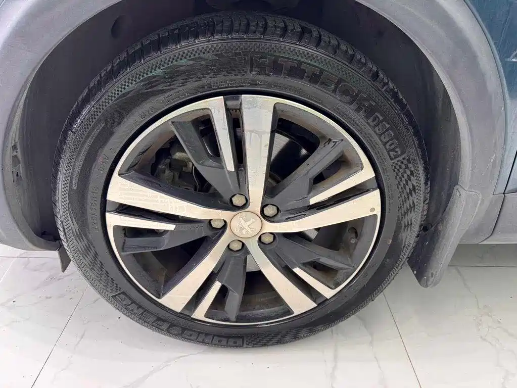 Peugeot 5008 — миниатюра 32