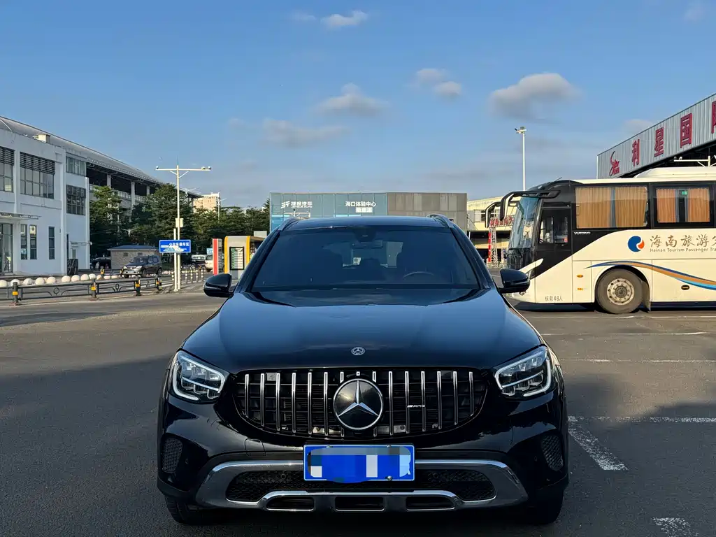 Купить Mercedes-Benz GLC