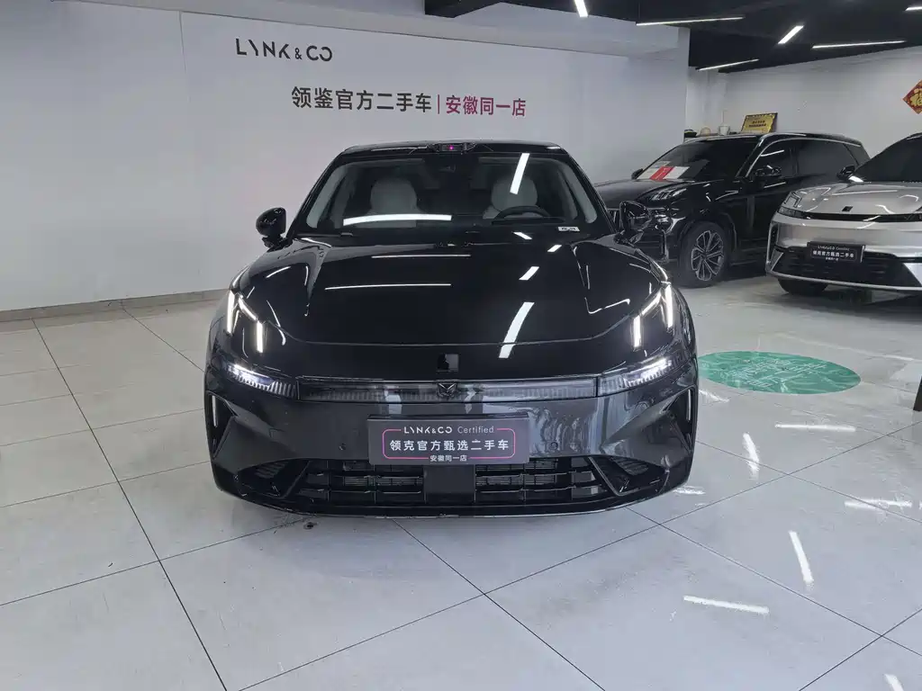 Lynk & Co 07 EM-P — миниатюра 2