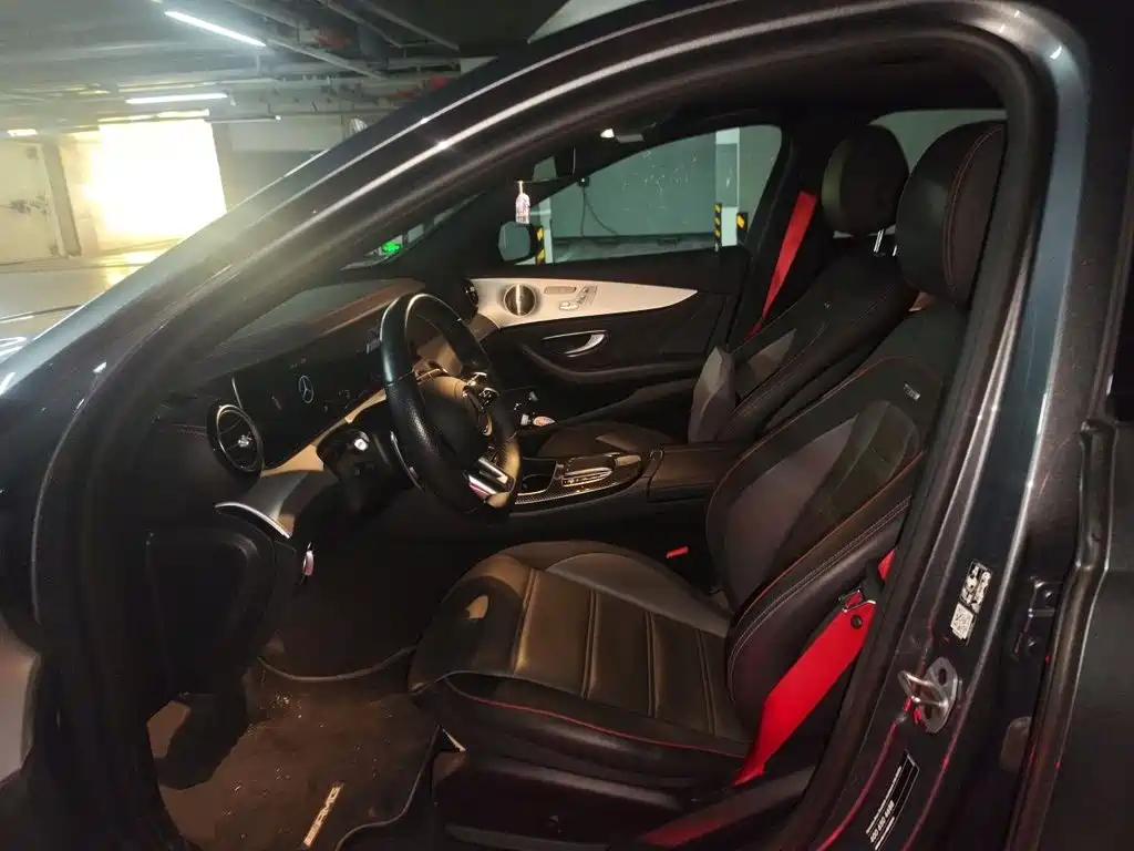 Mercedes-Benz E-Class AMG — миниатюра 16