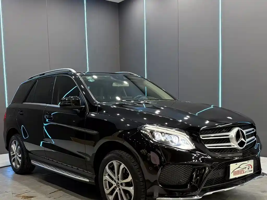 Mercedes-Benz GLE (Import) — миниатюра 3