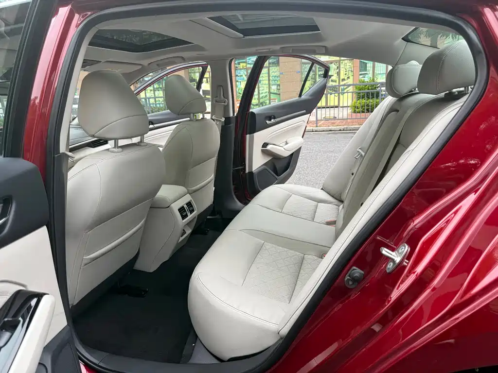 Nissan Teana — миниатюра 15