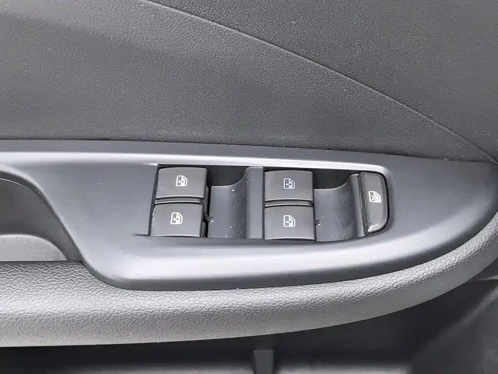 Buick Excelle — миниатюра 9