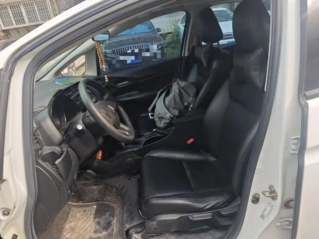 Honda Fit — миниатюра 11