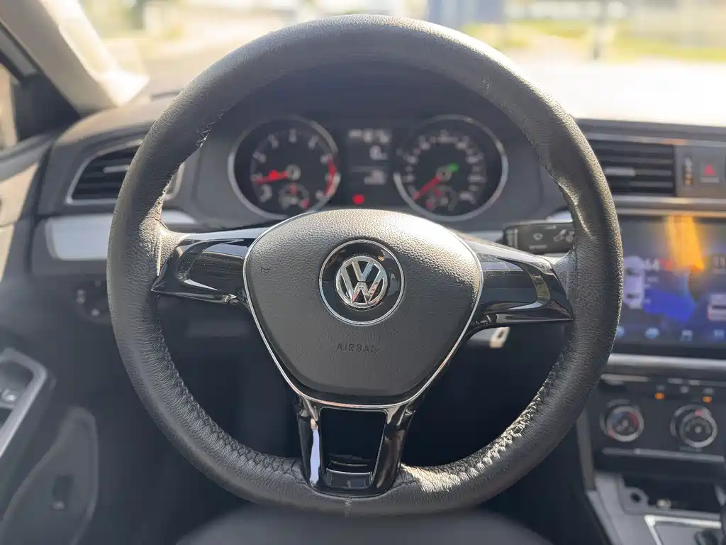 Volkswagen Lamando — миниатюра 4