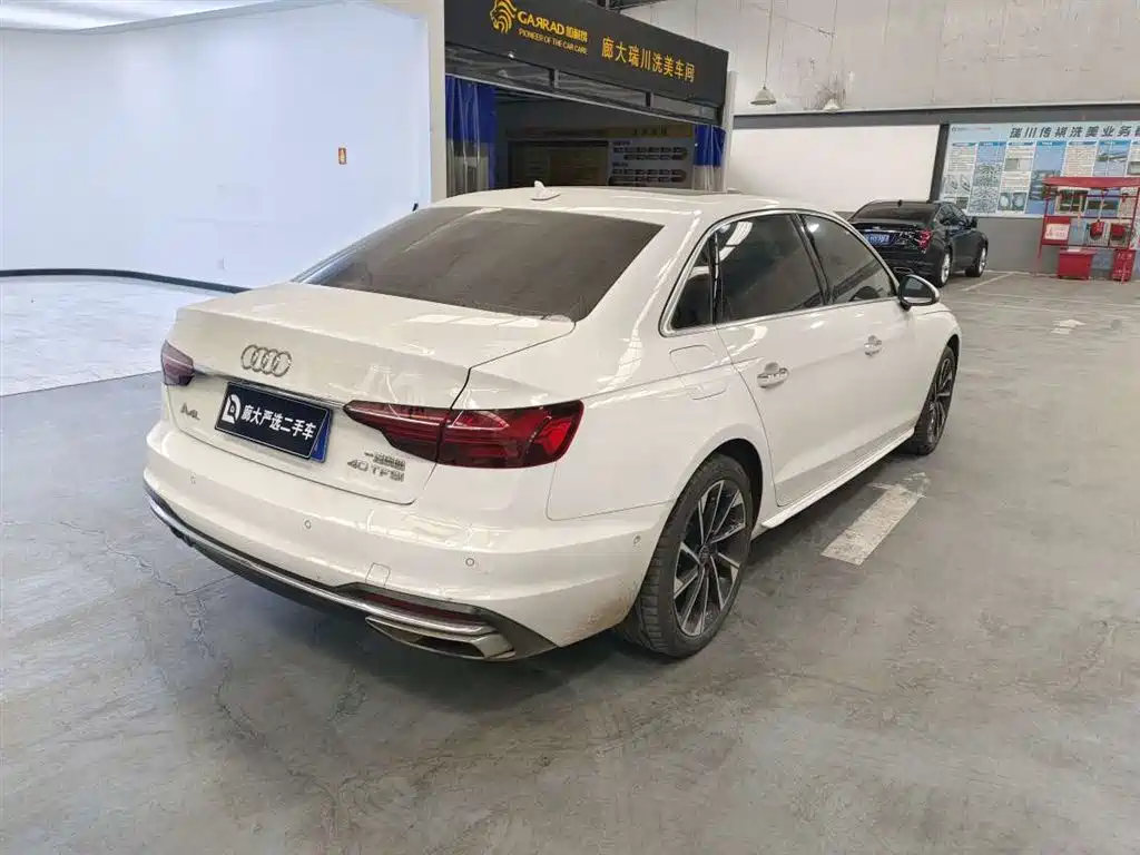 AUDI A4L