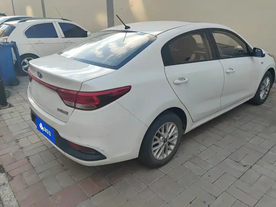 Kia K2 — миниатюра 3