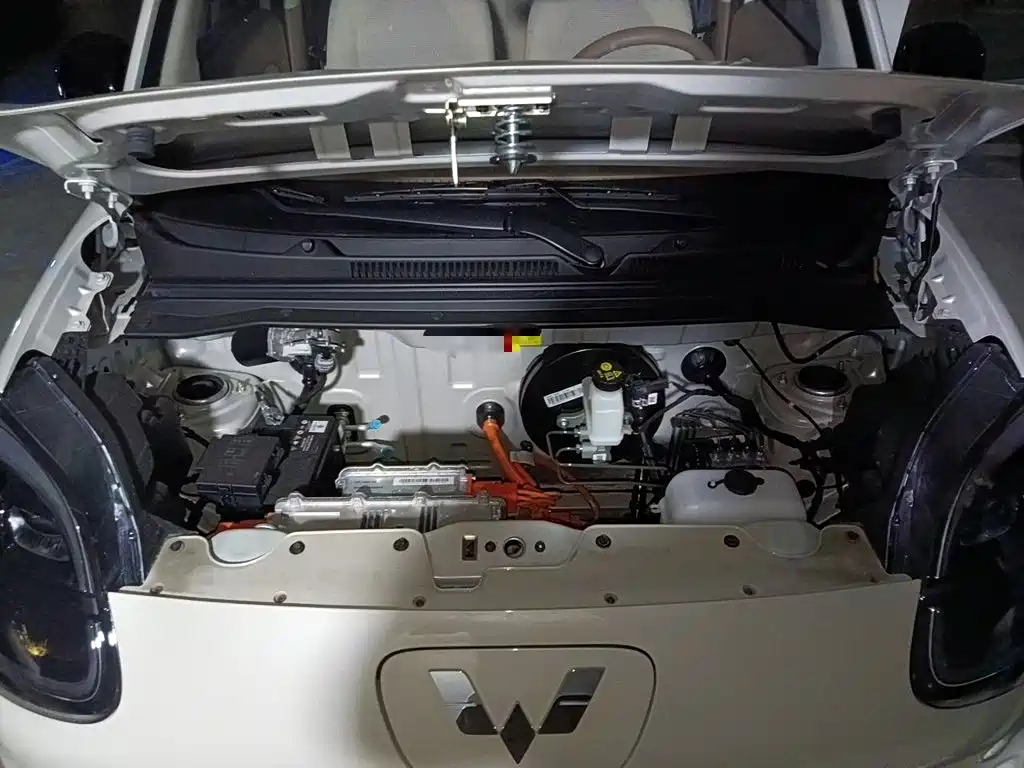 Wuling MINIEV — миниатюра 16