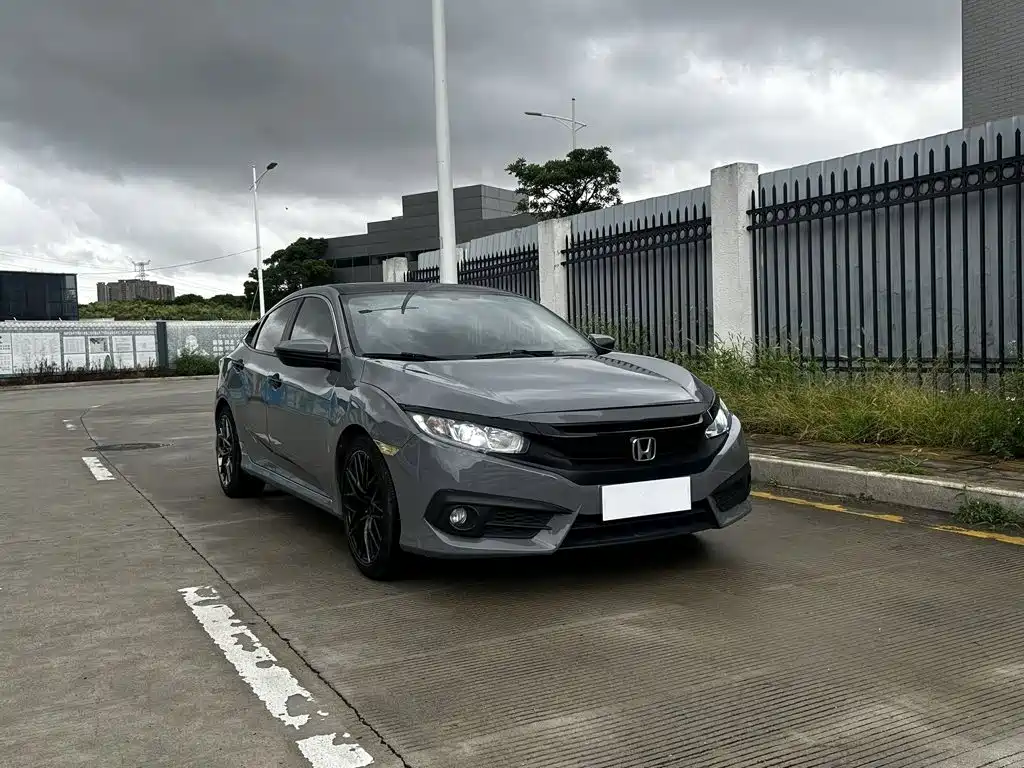 Honda Civic — миниатюра 4