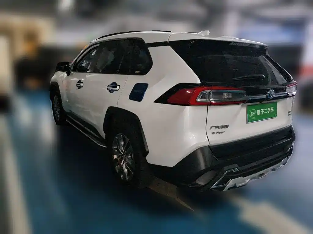 Toyota Wildlander — миниатюра 5